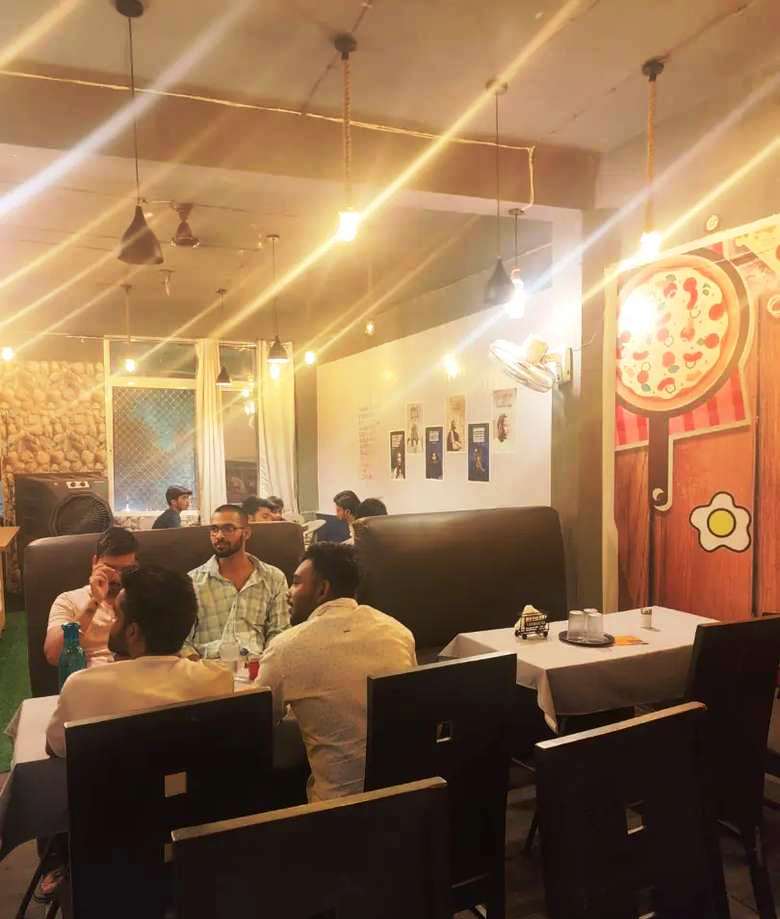 Running Restaurant For Sale In Ghaziabad, Uttar Pradesh 