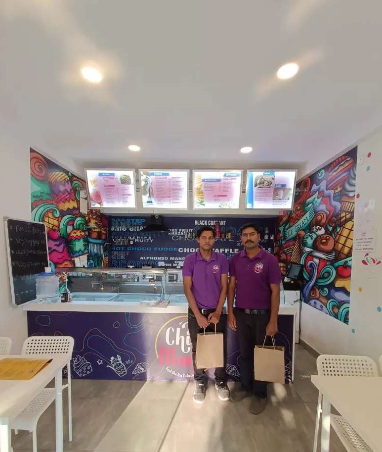 Running Ice Cream Parlor For Sale In Bengaluru Karnataka 