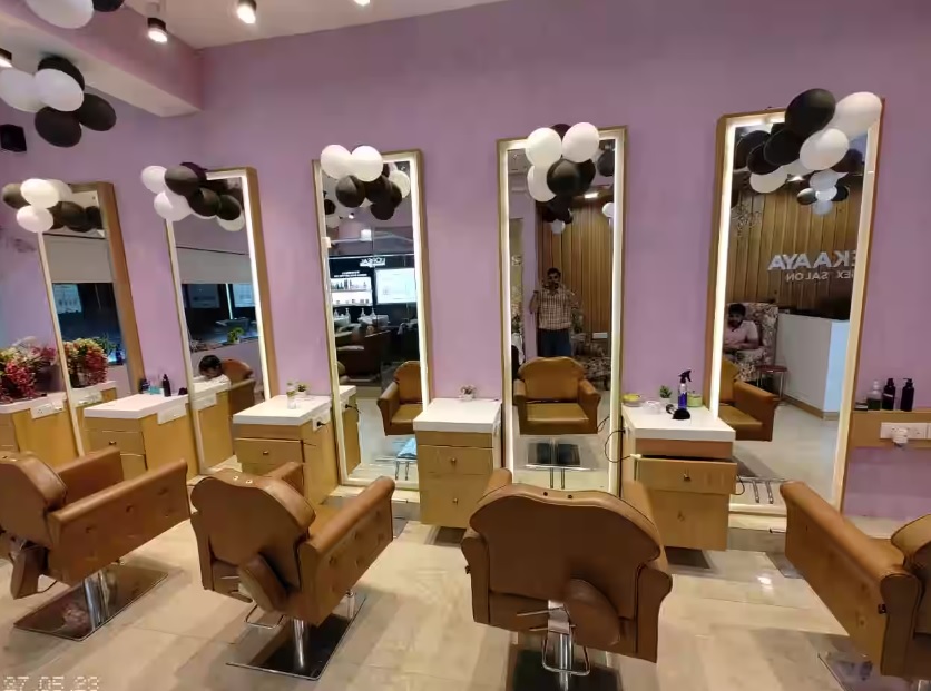 Running Salon for Sale in Vijayawada, Andhra Pradesh