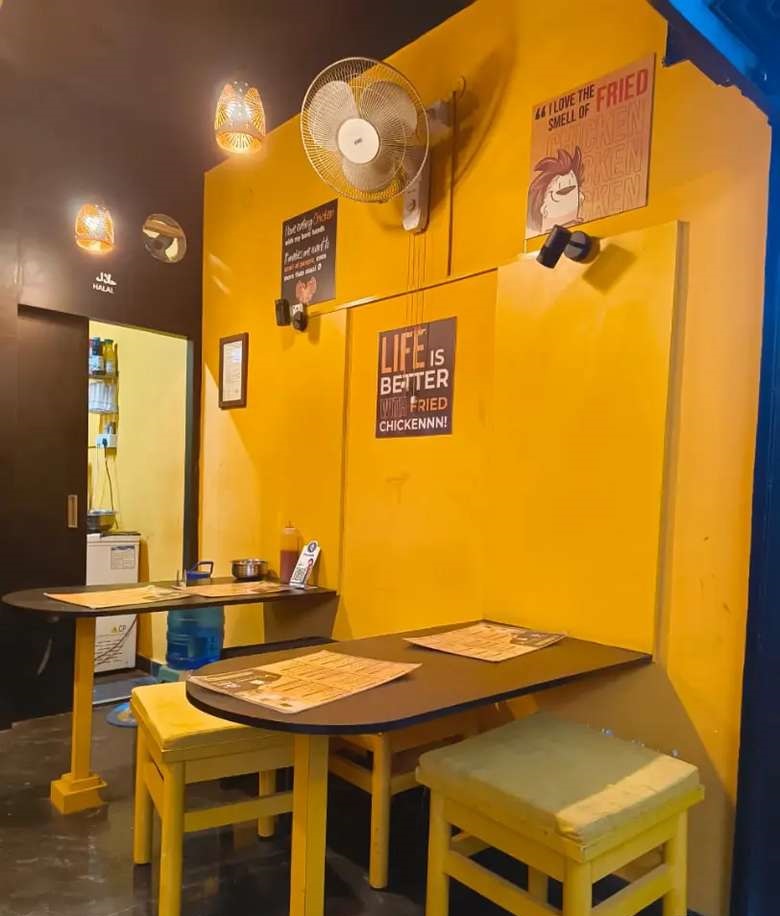 Running We Crunch Café Restaurant Franchise for Sale in Bengaluru