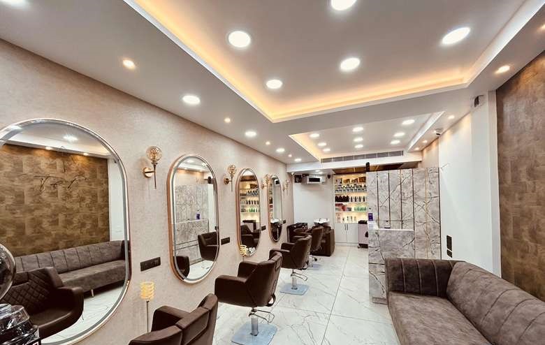 Running Unisex Salon for Sale in Kochi, Kerala