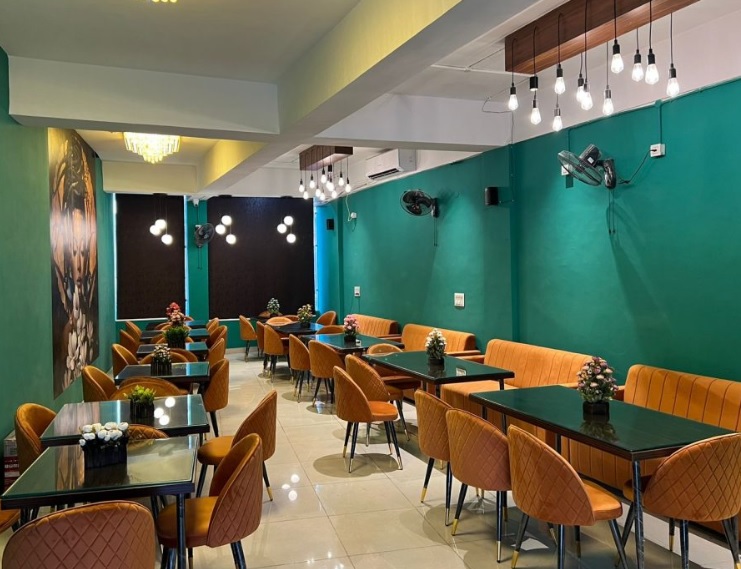 ☕ Prime Running Cafe Business for Sale in Mumbai, Maharashtra 