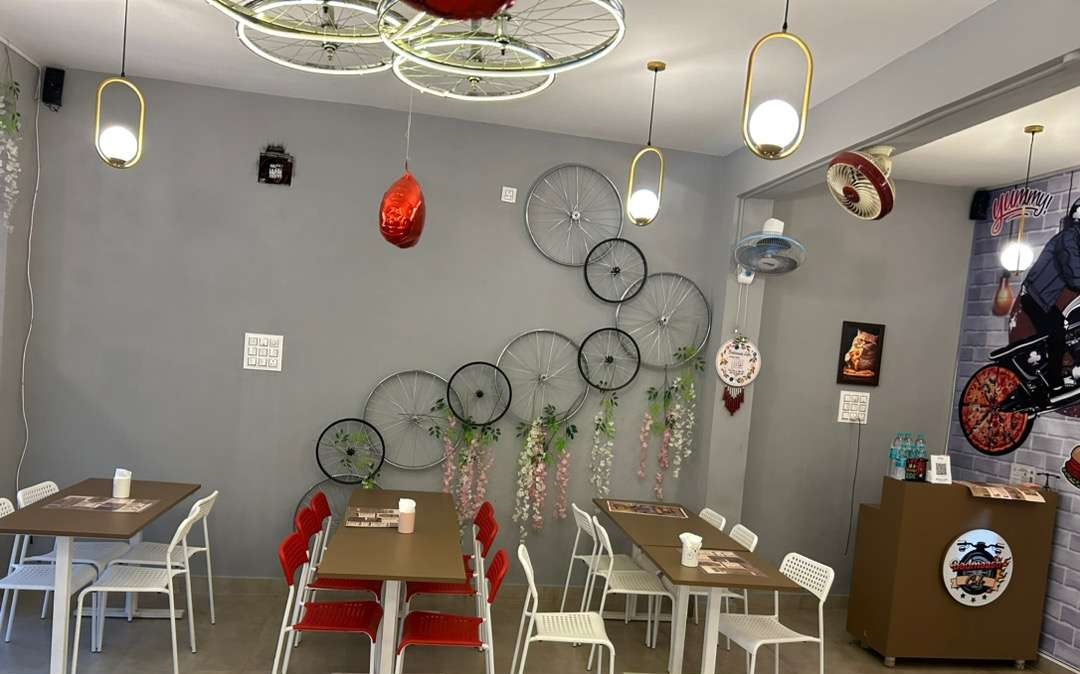☕ Well-Established Cafe for Sale in LB Nagar, Shivamogga