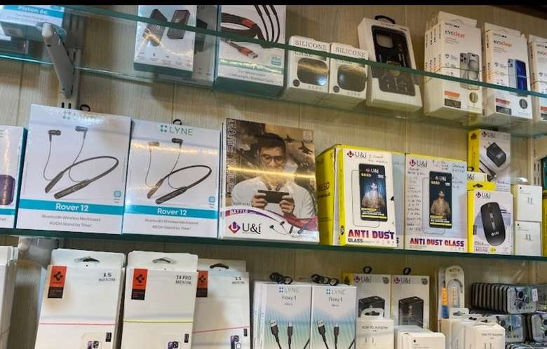 📱 Established Mobile Shop for Sale in Mohali, Punjab