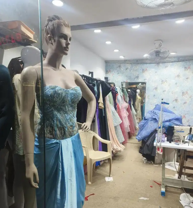 Running Ladies Boutique for Sale in Basheer Bagh, Hyderabad