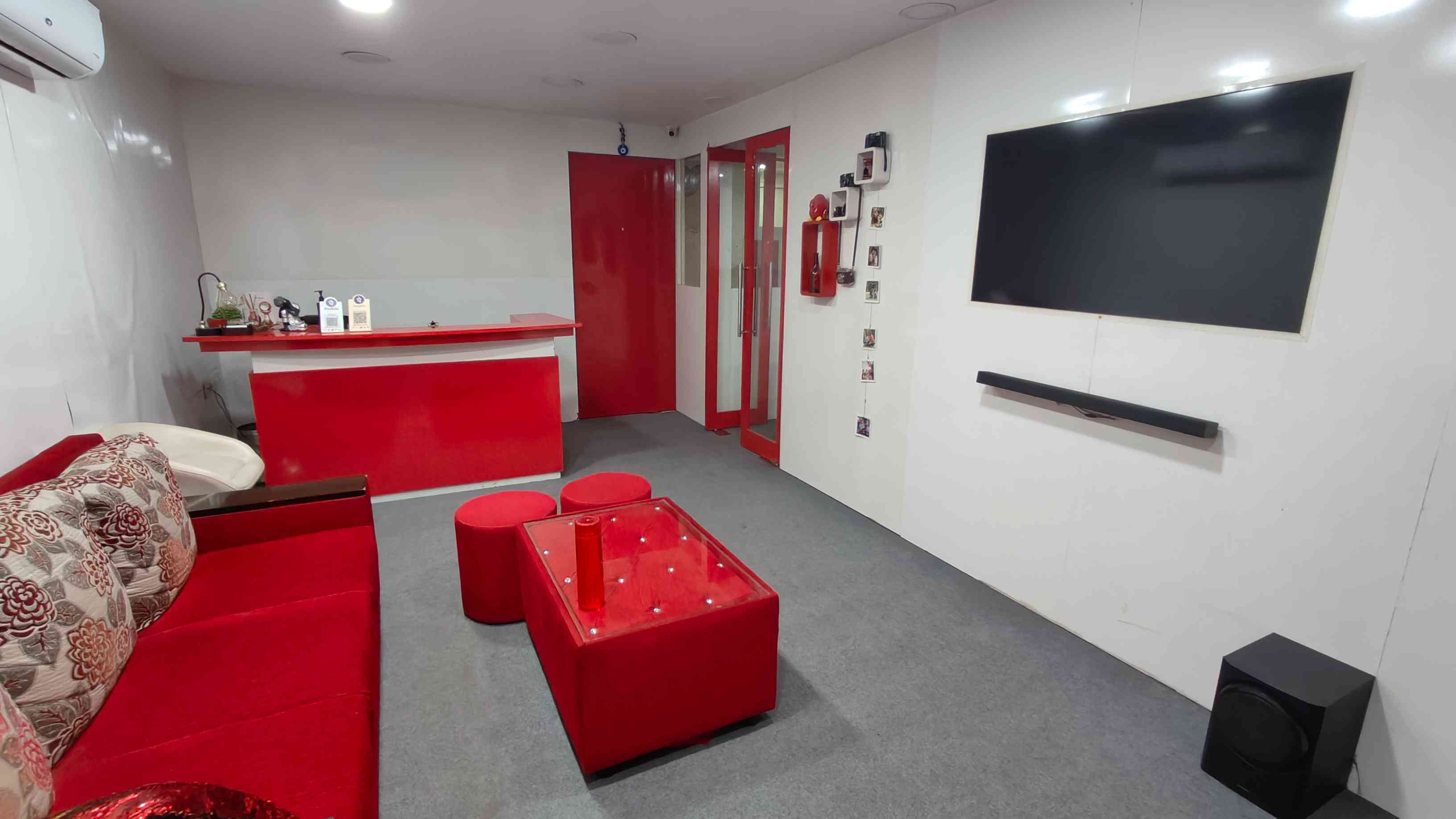 Wedding Photography Office for sale in Chennai Tambaram