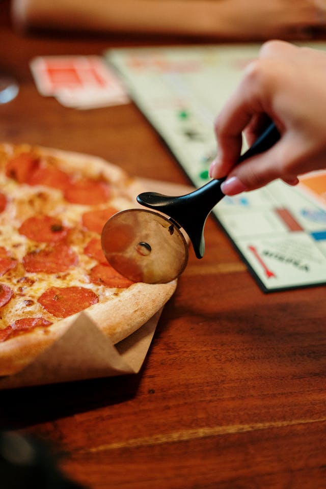 Running Pizza Franchise Business for Sale in Ghaziabad