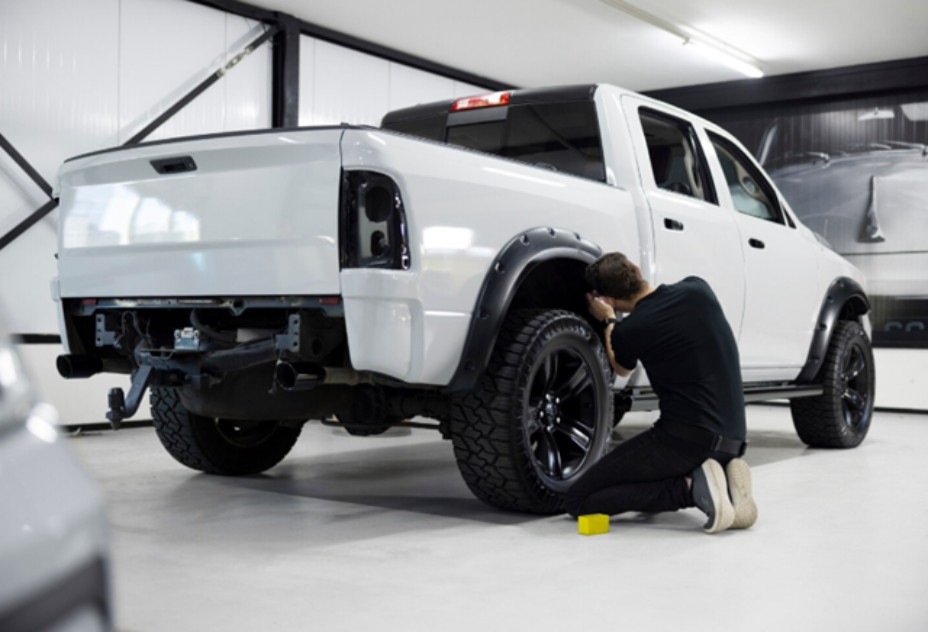 Established Off-Road Customization Garage & Showroom for Sale
